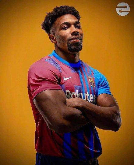 1643376215322013494.jpg 特劳雷.jpg