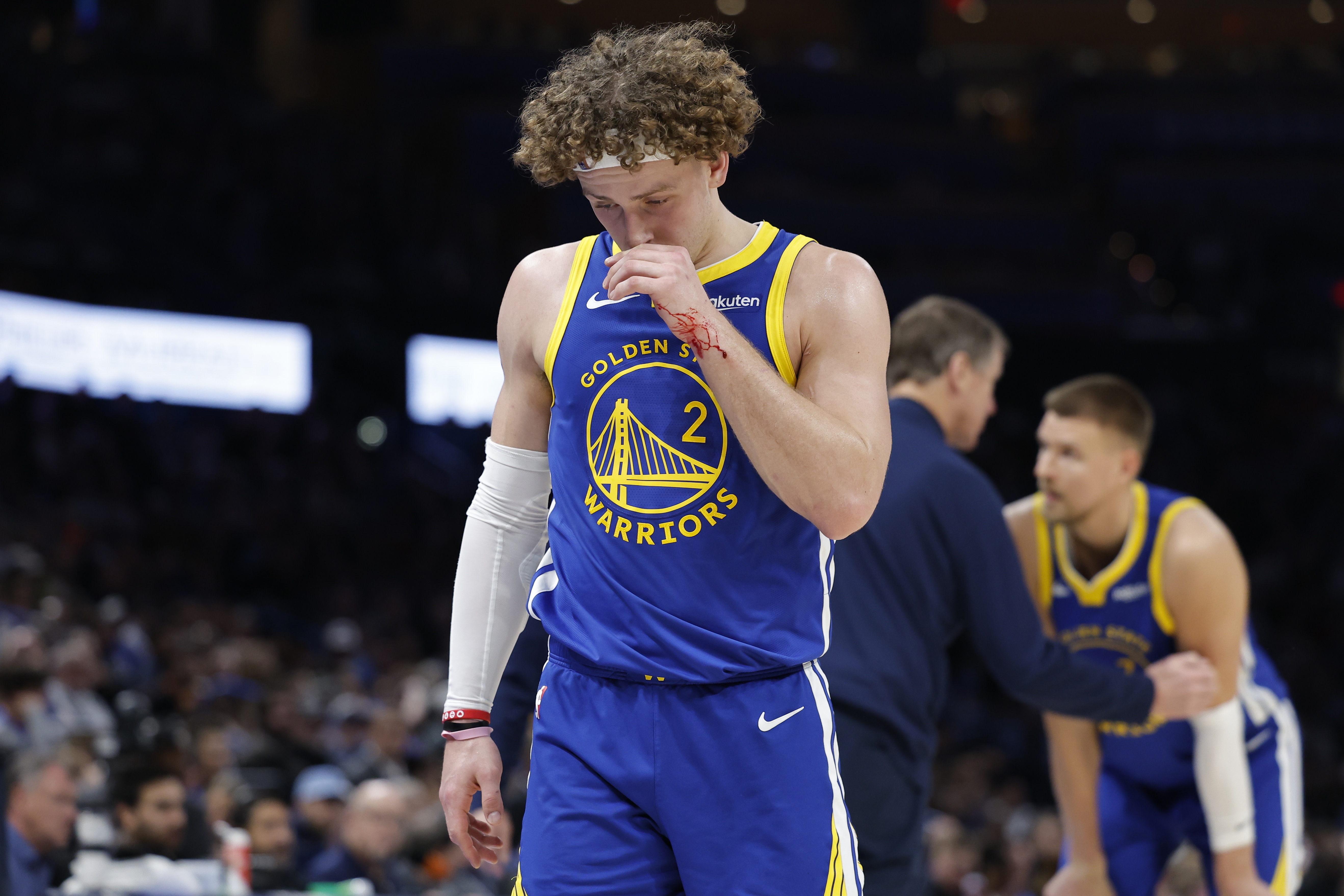 九游体育-五连败后彻底掉队！你觉得本赛季勇士最终会取得什么排名？