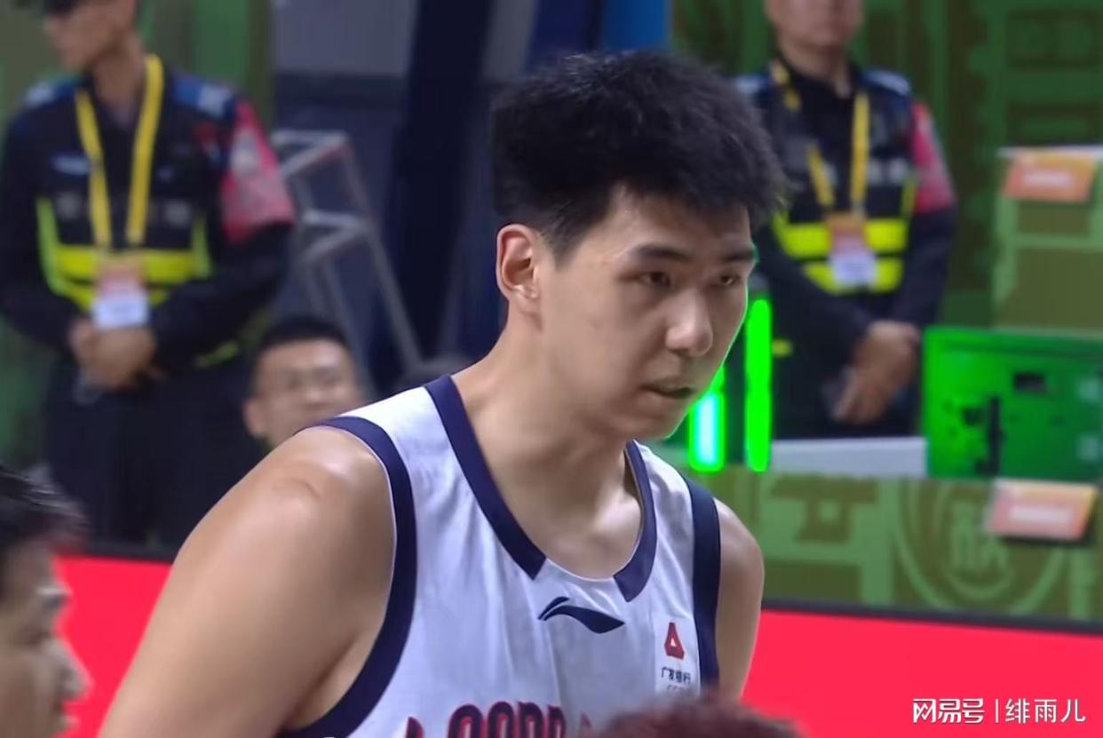 九游体育-大概率打CBA!郇斯楠选秀前景大暴跌,广东队将送天价合同抢人?